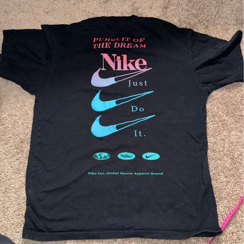 Nike Black T-Shirt Loose fit Size Small